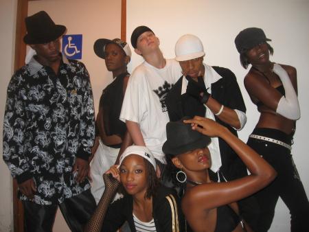 BG CREW Represent